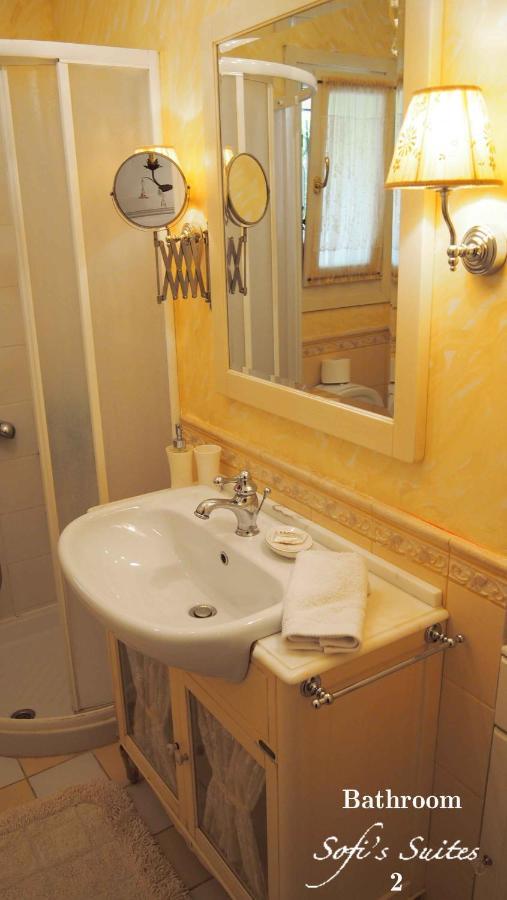 Sofi'S Suites Andros ภายนอก รูปภาพ