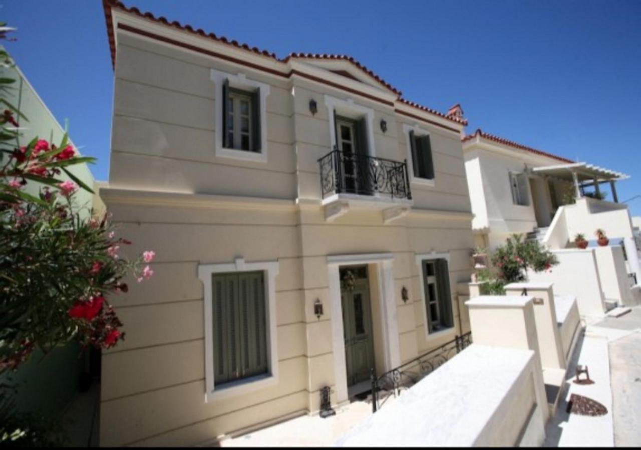 Sofi'S Suites Andros ภายนอก รูปภาพ