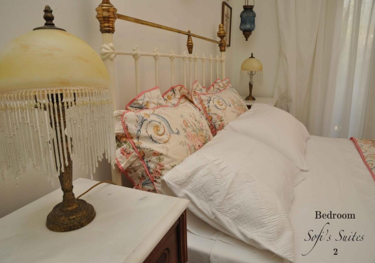 Sofi'S Suites Andros ภายนอก รูปภาพ